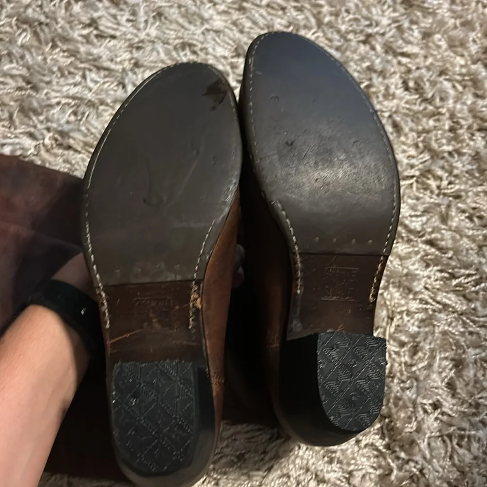 Frye Jackie Women's 6.5 B Tall Riding Boots Brown Brass Frye Button 76575 - Picture 12 of 12